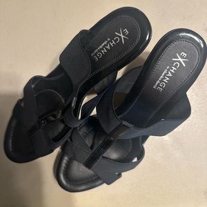 Like new wedges size 11